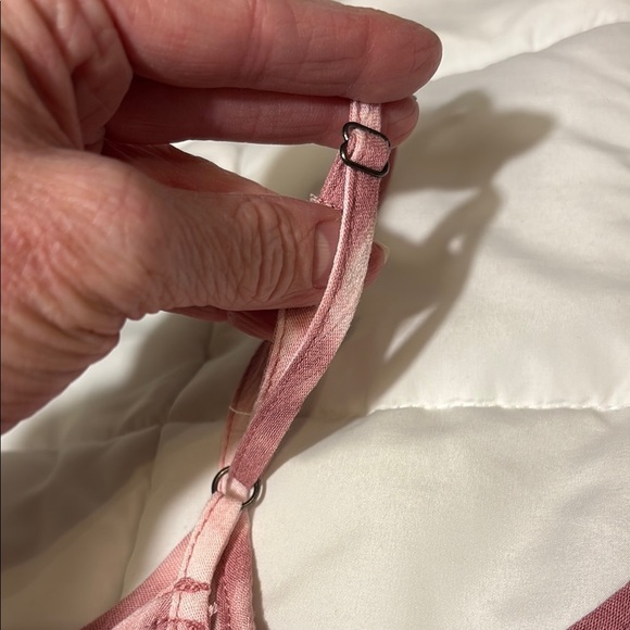 Mudd Pink Tie-Dye Romper -size M - Picture 9 of 12